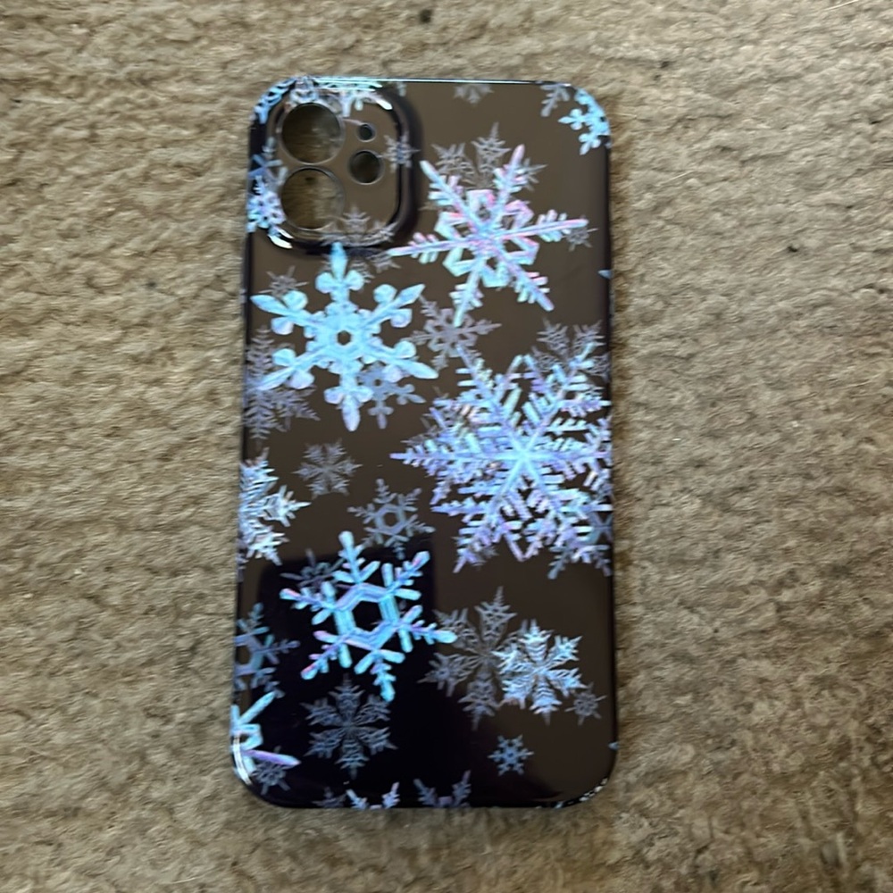 Used - iPhone 11 - Winter snowflake design.